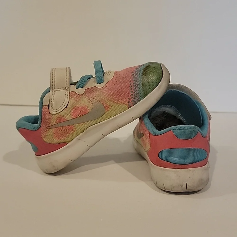 Nike free size 7c rainbow UK 6.5 girls sneakers shoe nike girls